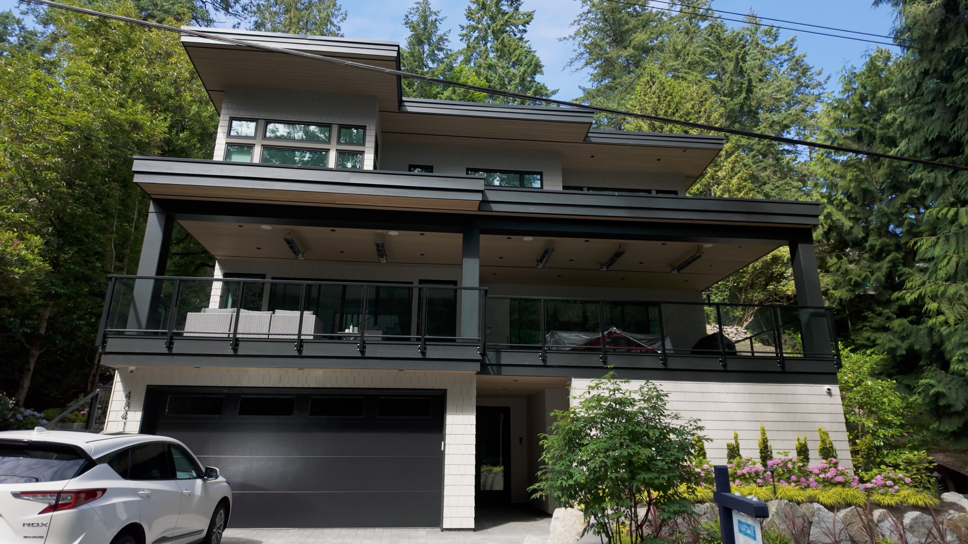 The Dale — West Vancouver — image 2