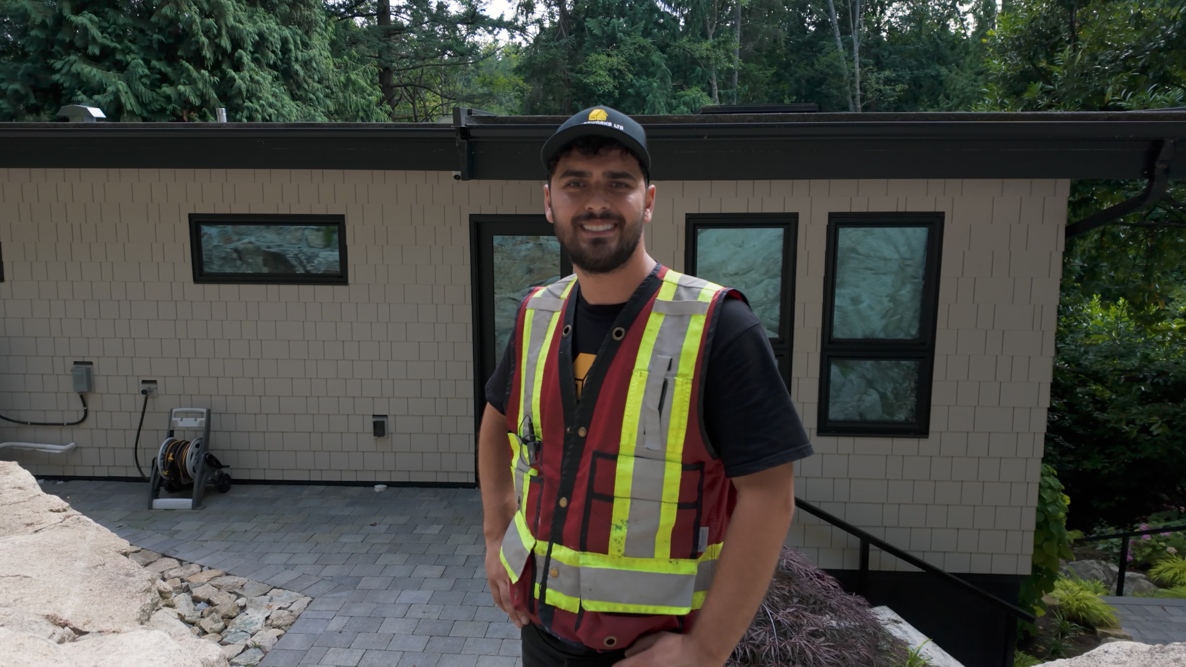 The Dale — West Vancouver — image 19